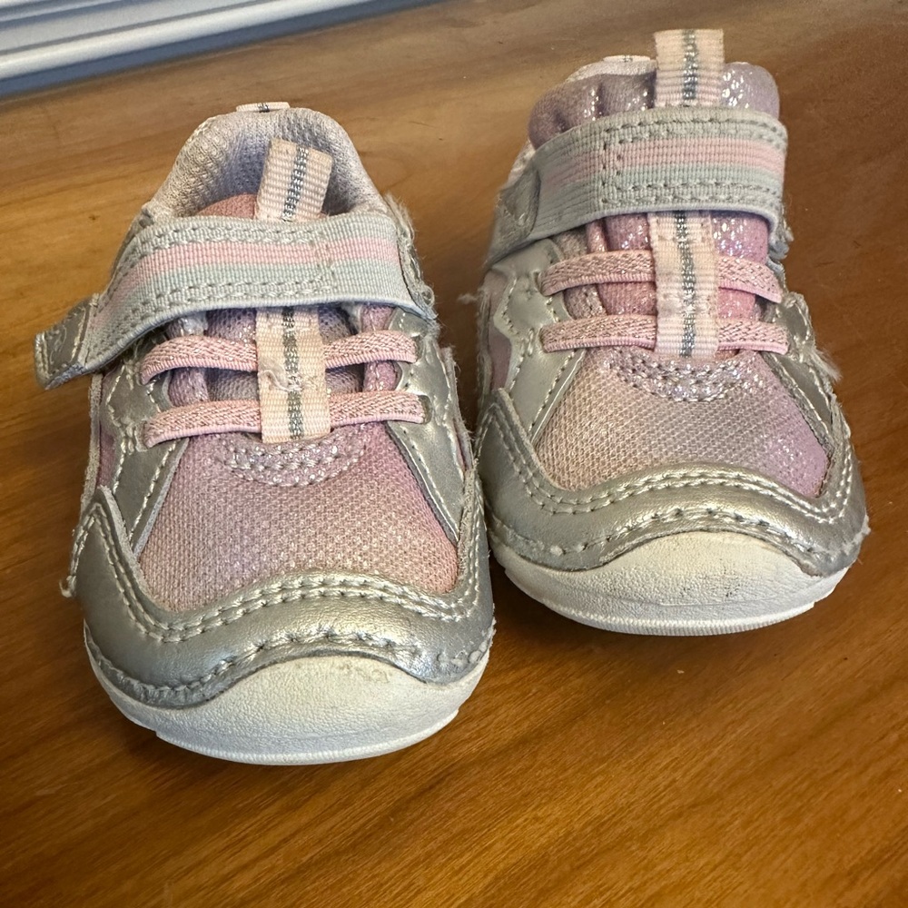 Stride Rite first workers with Velcro strap for easy secure of foot